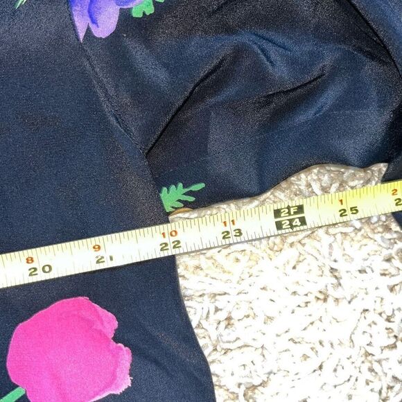 Beautiful Max Mara Floral Art Pura Seta 100% Silk Wrap Blouse US 6 - Picture 11 of 16